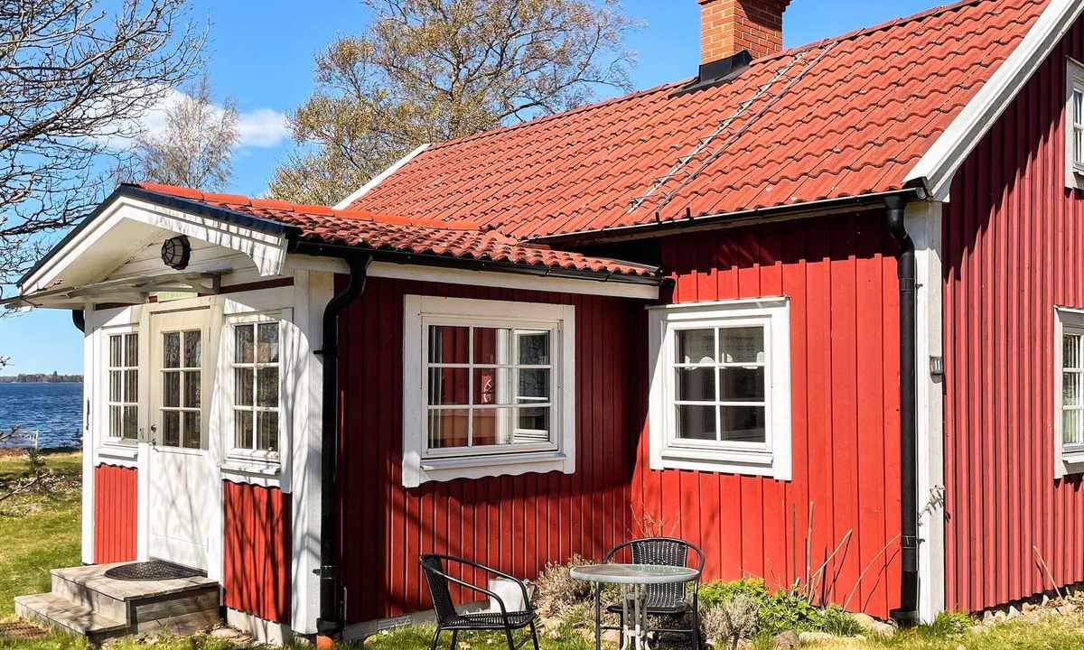 Sandsbro House | 4 star holiday home in Växjö