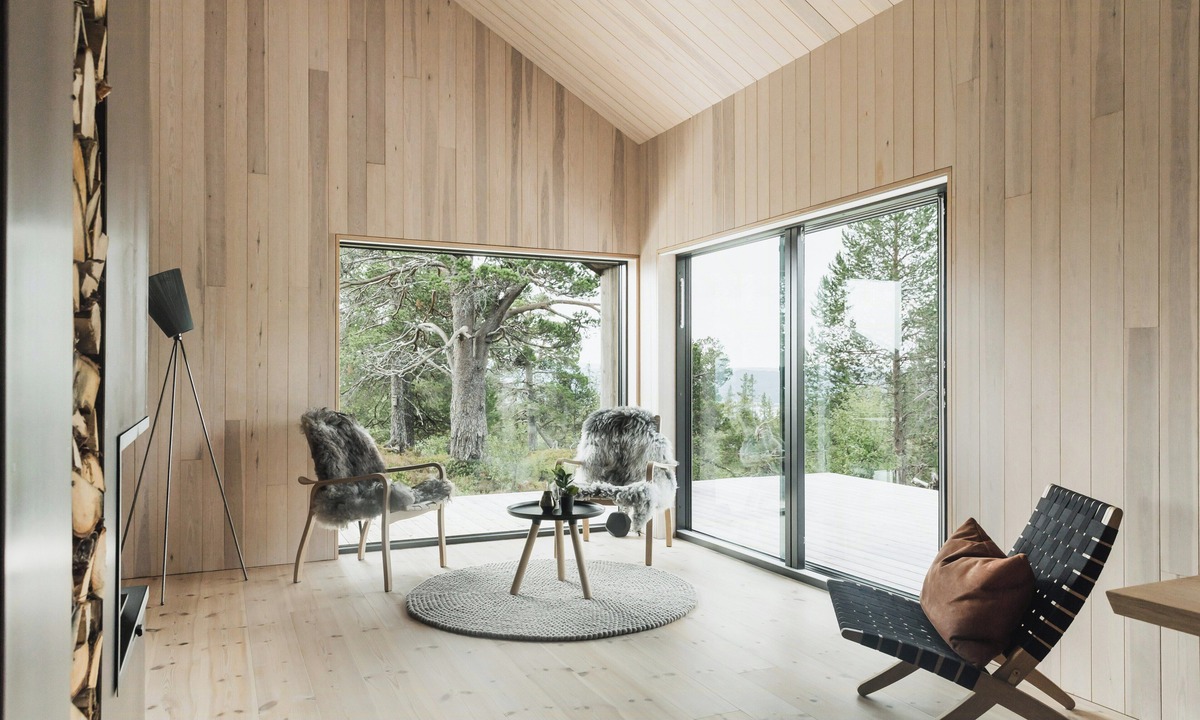 Selbu House | Cabin by Selbusjøen with ski and trail access