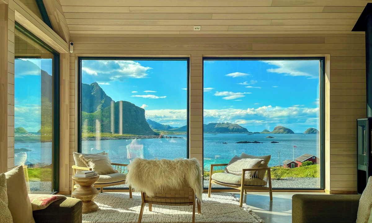 Straumsjoen House | New cabin with ocean views in Vesterålen