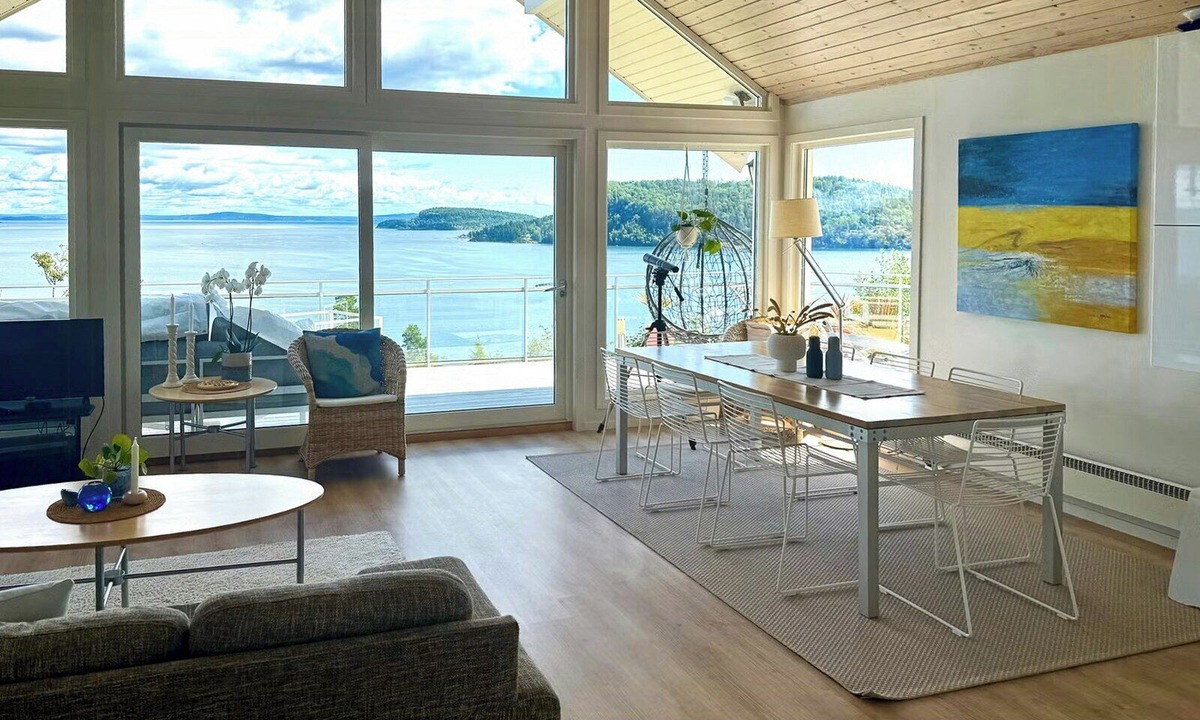 Re Municipality House | Cabin with veranda and fjord view near Tønsberg