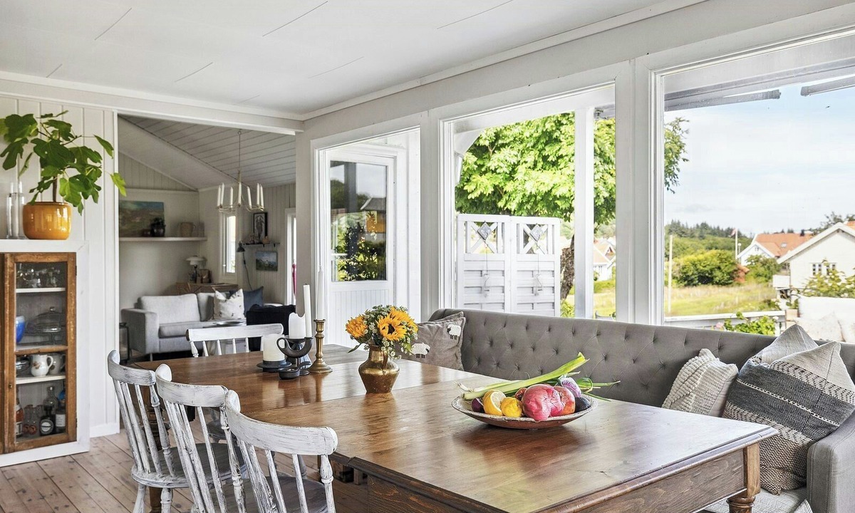 Mandal House | Family cabin with a view