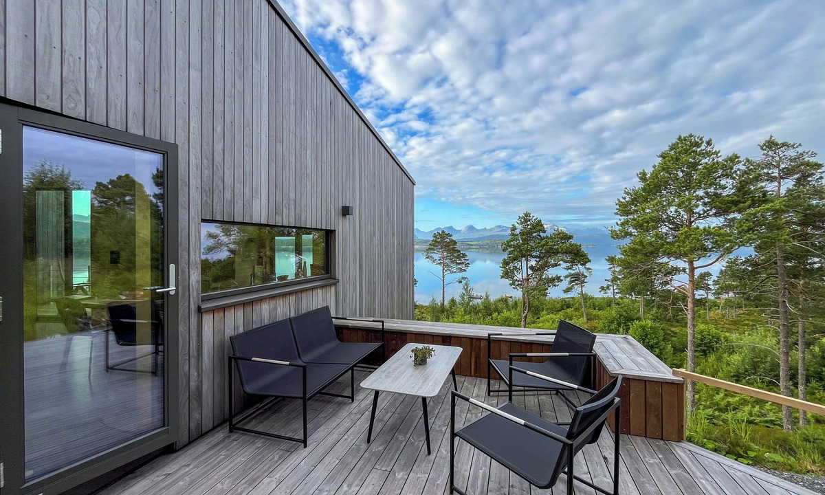 Molde House | Architect-designed cabin with view in Molde