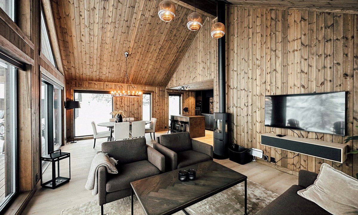 Gol Municipality House | Charming summer farm hut at Sjusjøen
