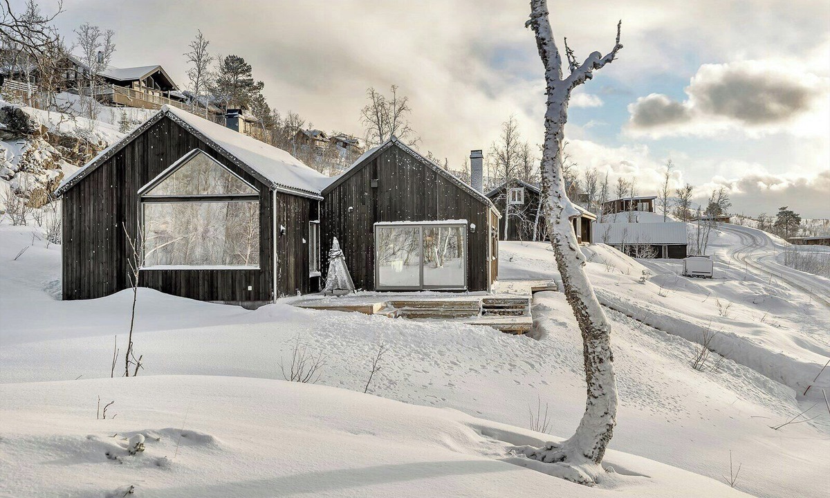 Laukeng House | Modern cabin in harmony with nature