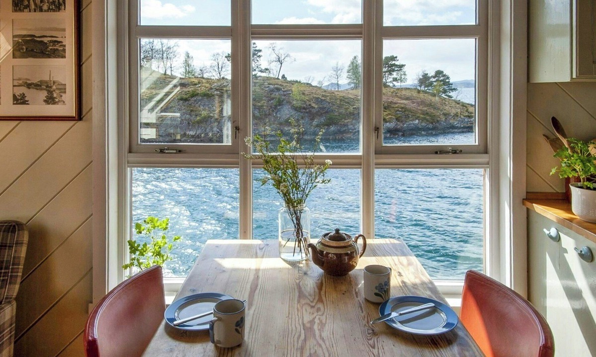 Strandvik Apartment | Historic salting house by the fjord near Bergen