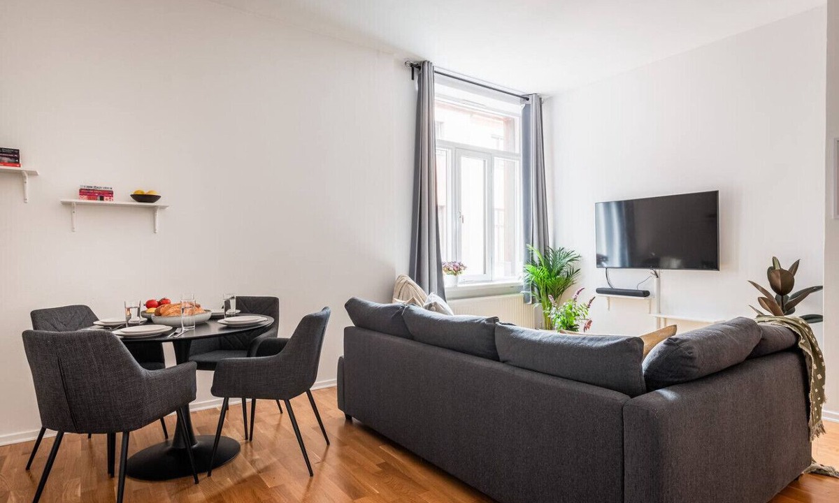 Vasastaden Apartment | Large Central Gothenburg 2bd Apt