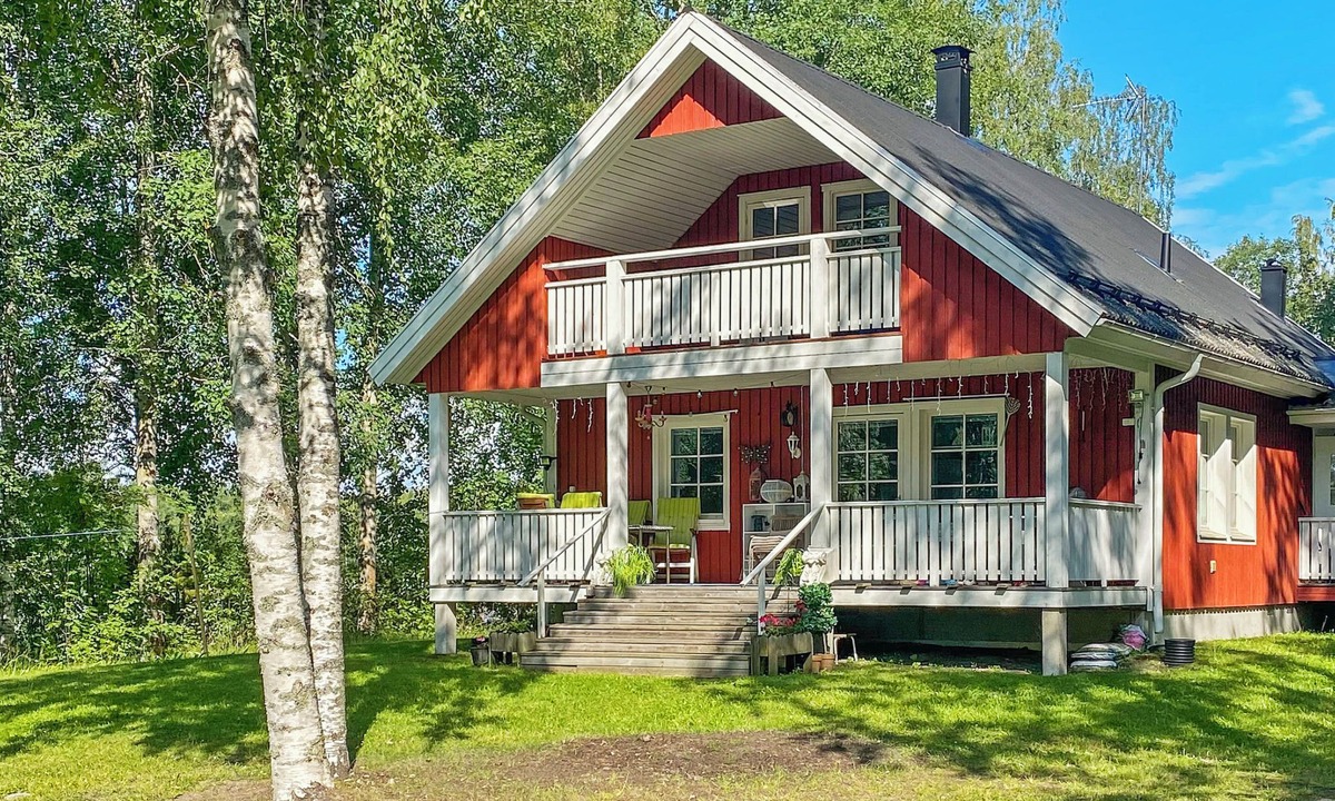 Jyvaskyla House | Casa rantapirtti by Interhome