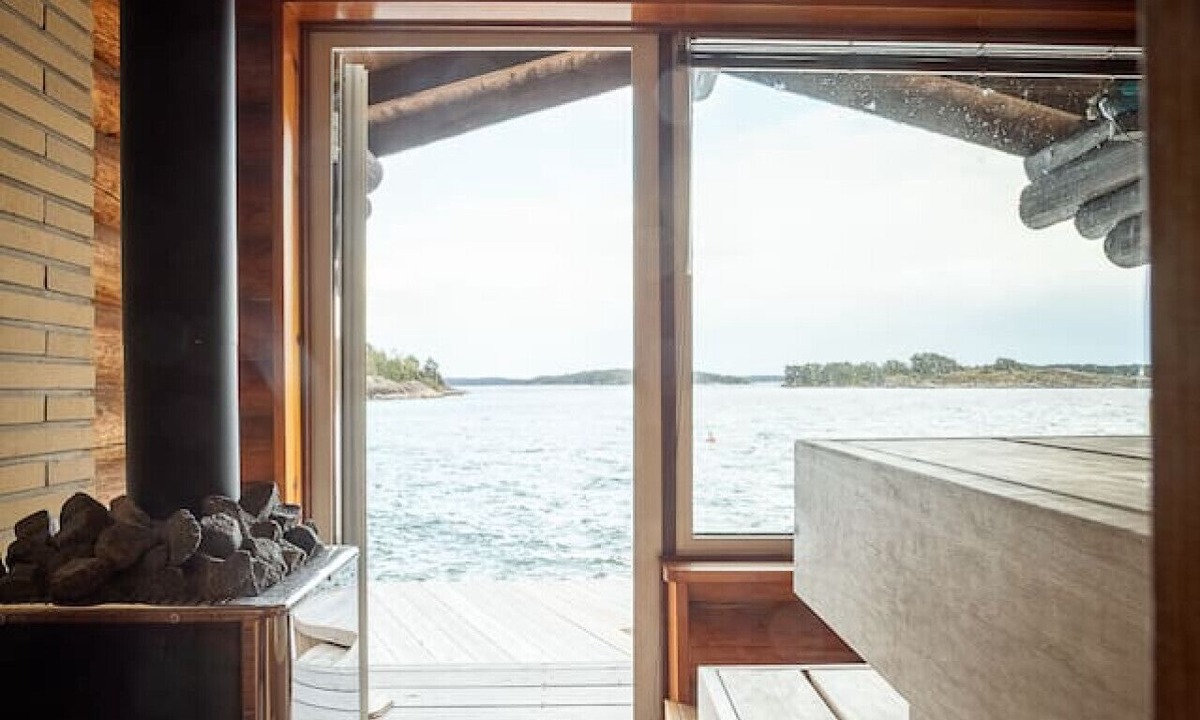 Roola House | Stay North - Hoffren