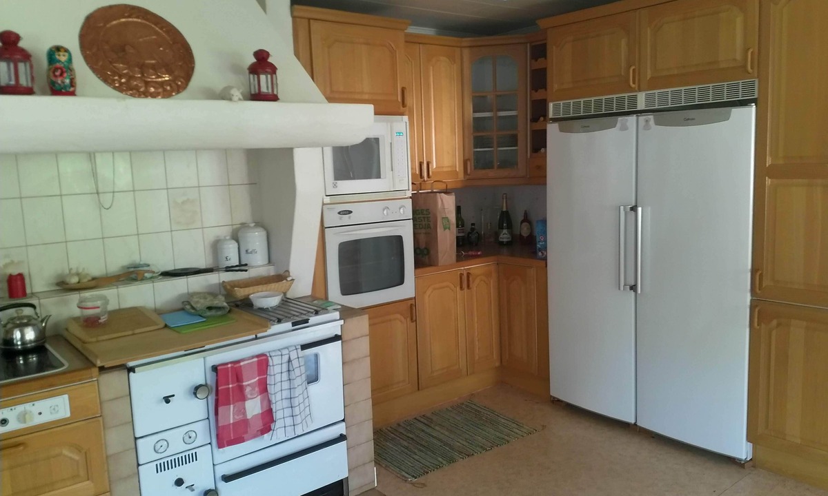 Holjes Villa | Spacious 5-bedroom villa in delightful Värmlands län with WiFi