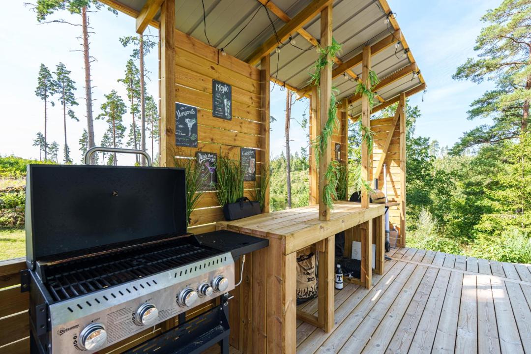 Orsjo House | Unique Lakehouse and Retro Bus Stay
