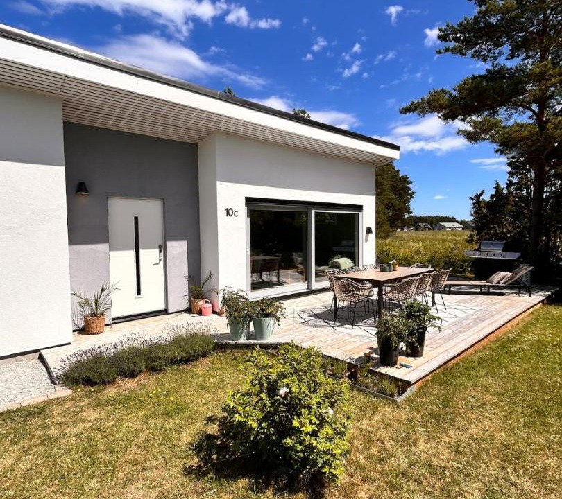 Tofta House | Summer house within walking distance of Tofta beach!