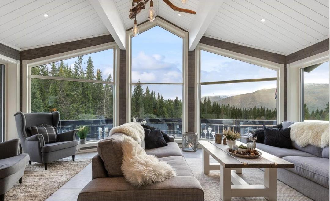 Voss House | Spacious modern cabin in a quiet setting on Voss