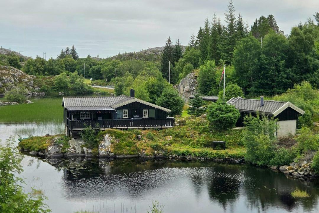 Hitra House | Cozy timber cabin from 1966 with sauna