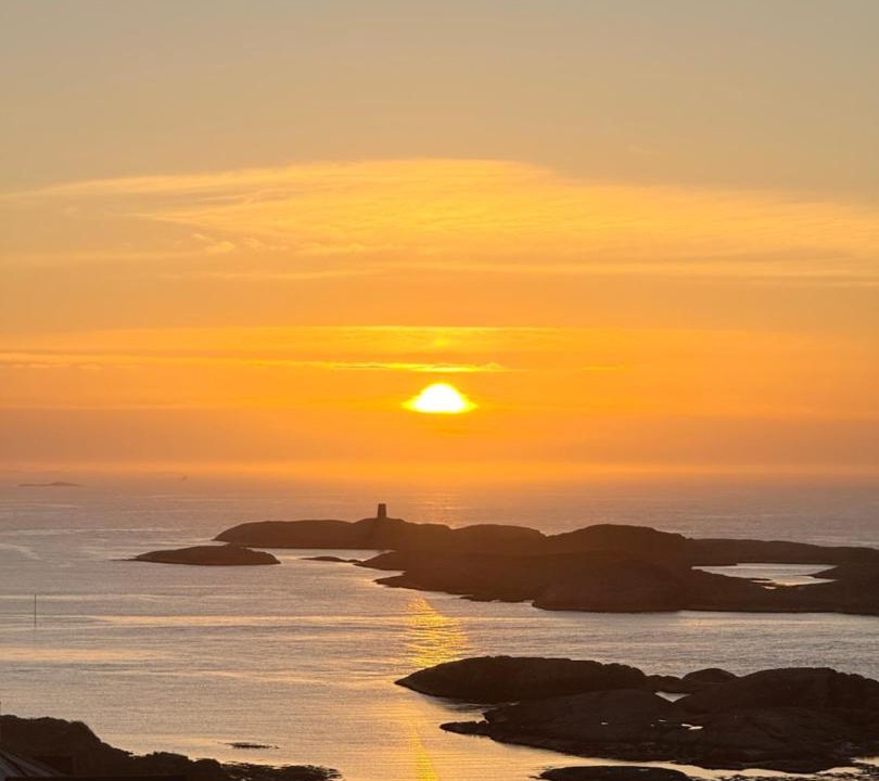 Bud Apartment | Historic Seaside Fishermans House in the Heart of Bud