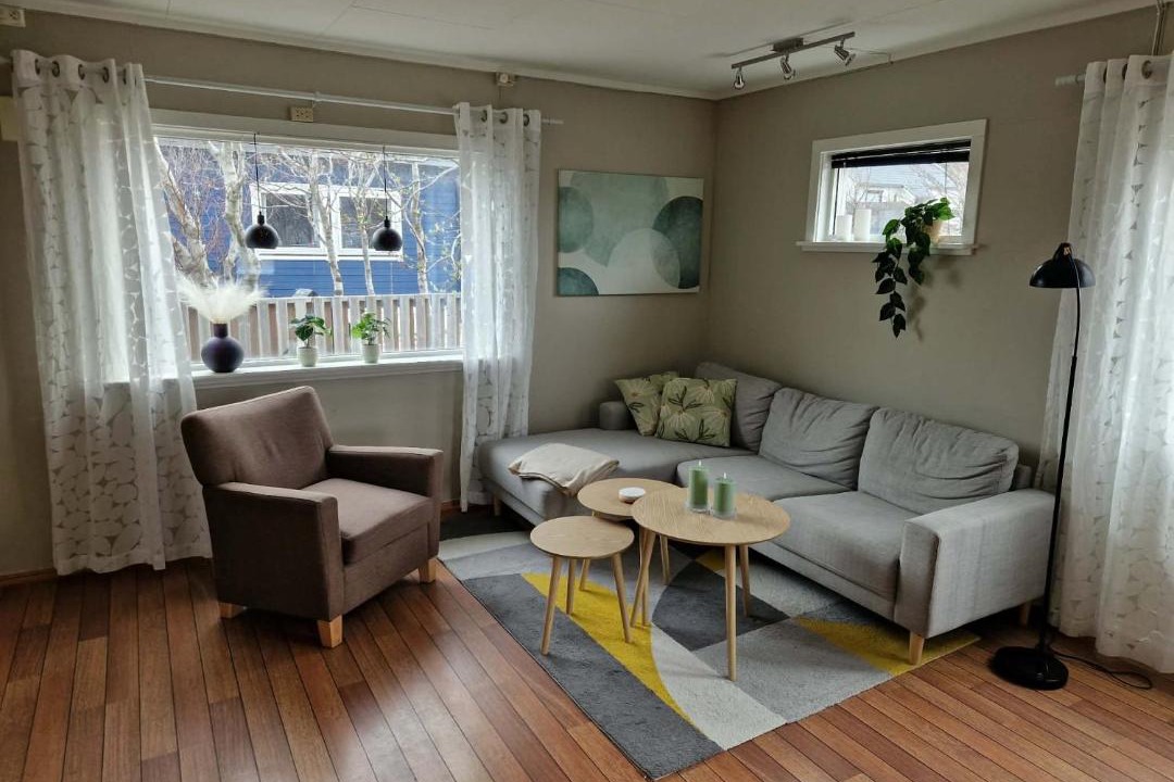 Vadso House | Huset på øya