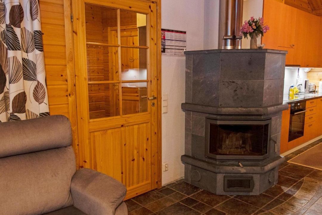 Akaslompolo House | Holiday Home Tunturitähti by Interhome