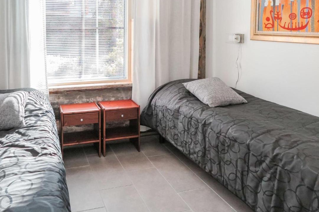 Akaslompolo House | Holiday Home Maahisenrinne 3 f 25 by Interhome