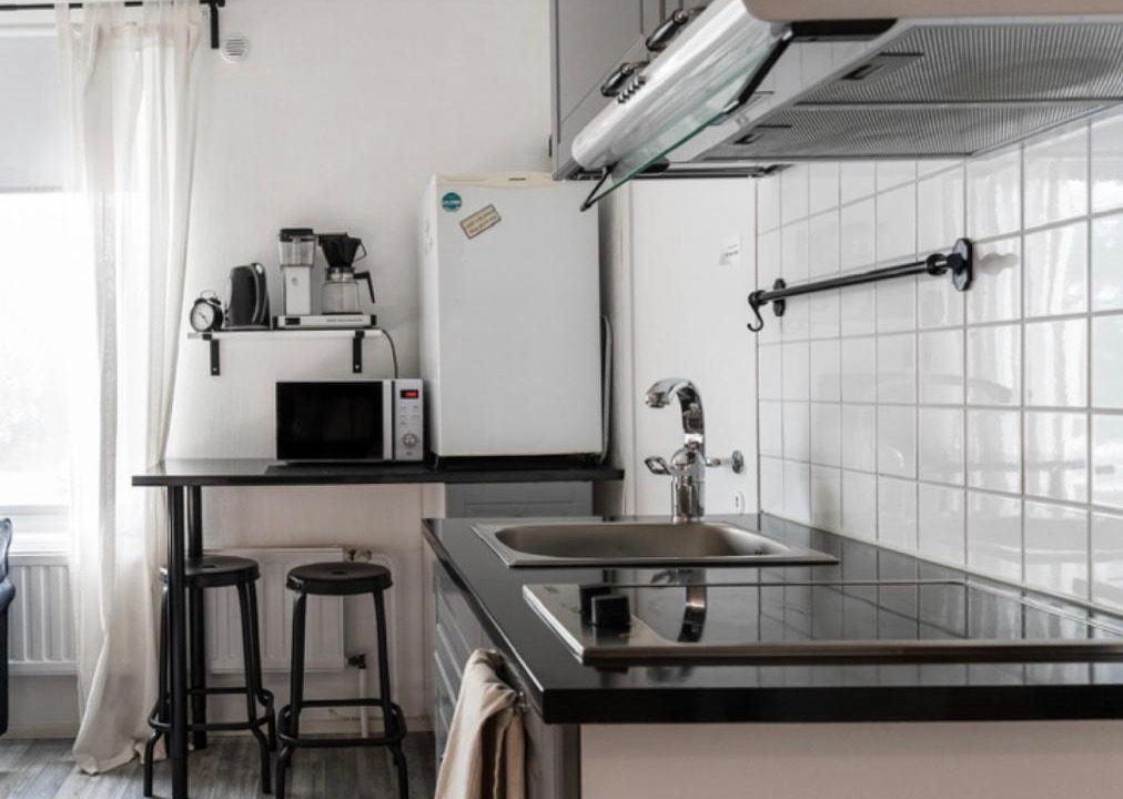 Pirkkala Apartment | Cozy Studio - 7 min to Tampere Airport - Free Parking