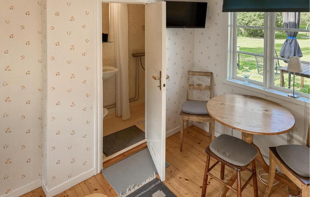 Hagaby House | Lovely Home In Löttorp With Wifi