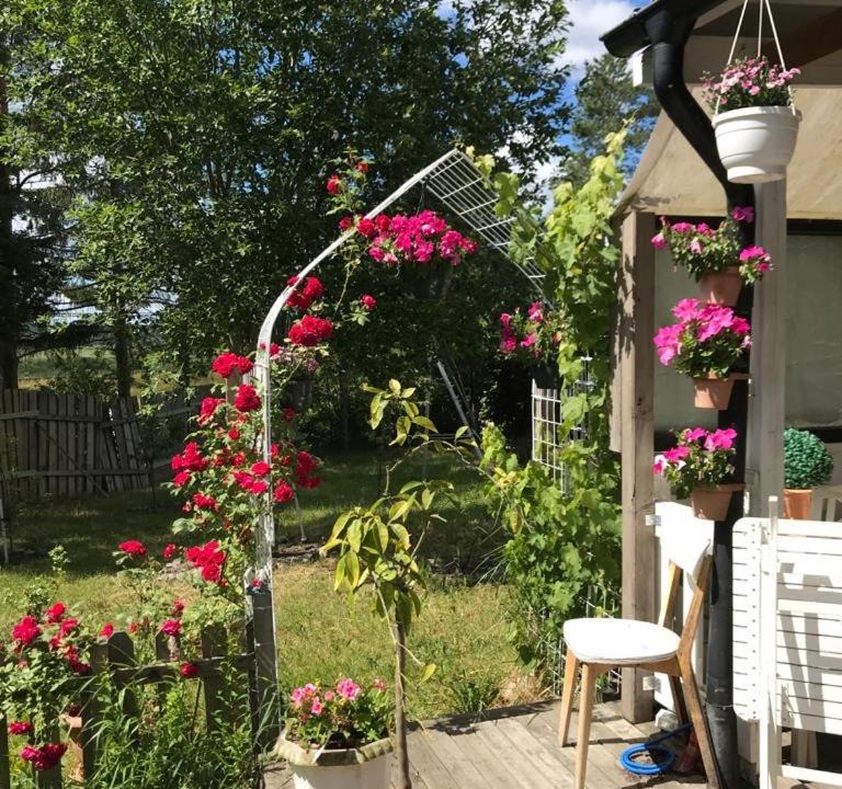 Bjornlunda Bed & Breakfast | bnb mary