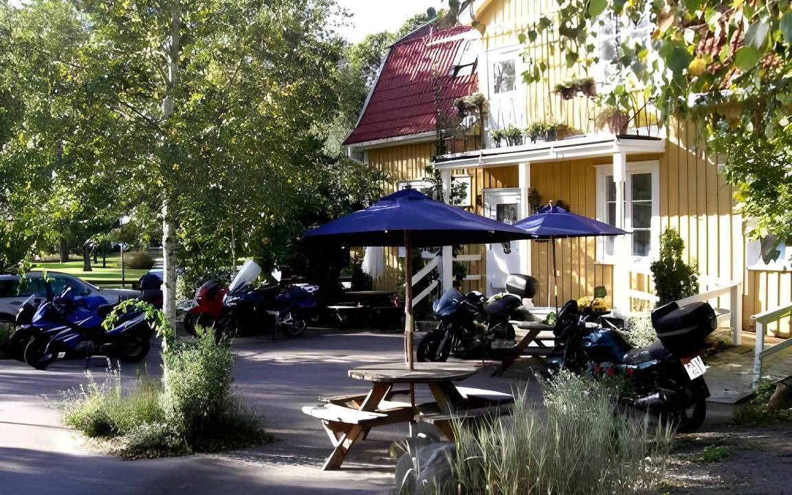 Photo of Others in Essunga Kyrkby