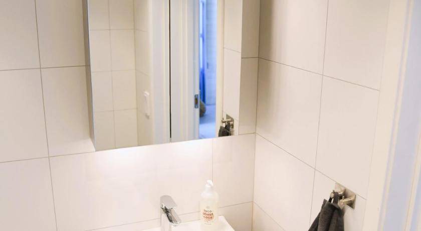 Photo of Bathroom in Kode