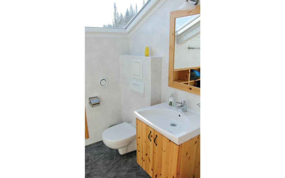 Photo of Bathroom in Salen