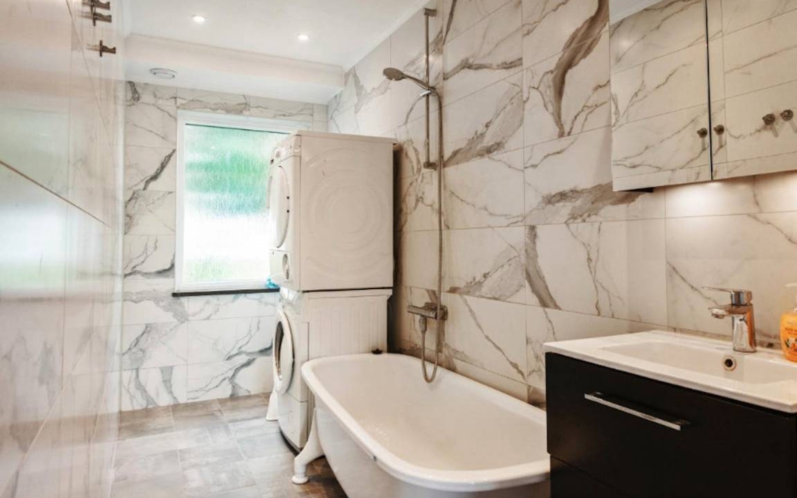 Photo of Bathroom in Hallstavik