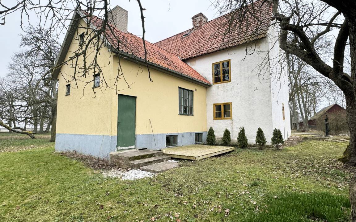 Photo of Buildings in Romakloster