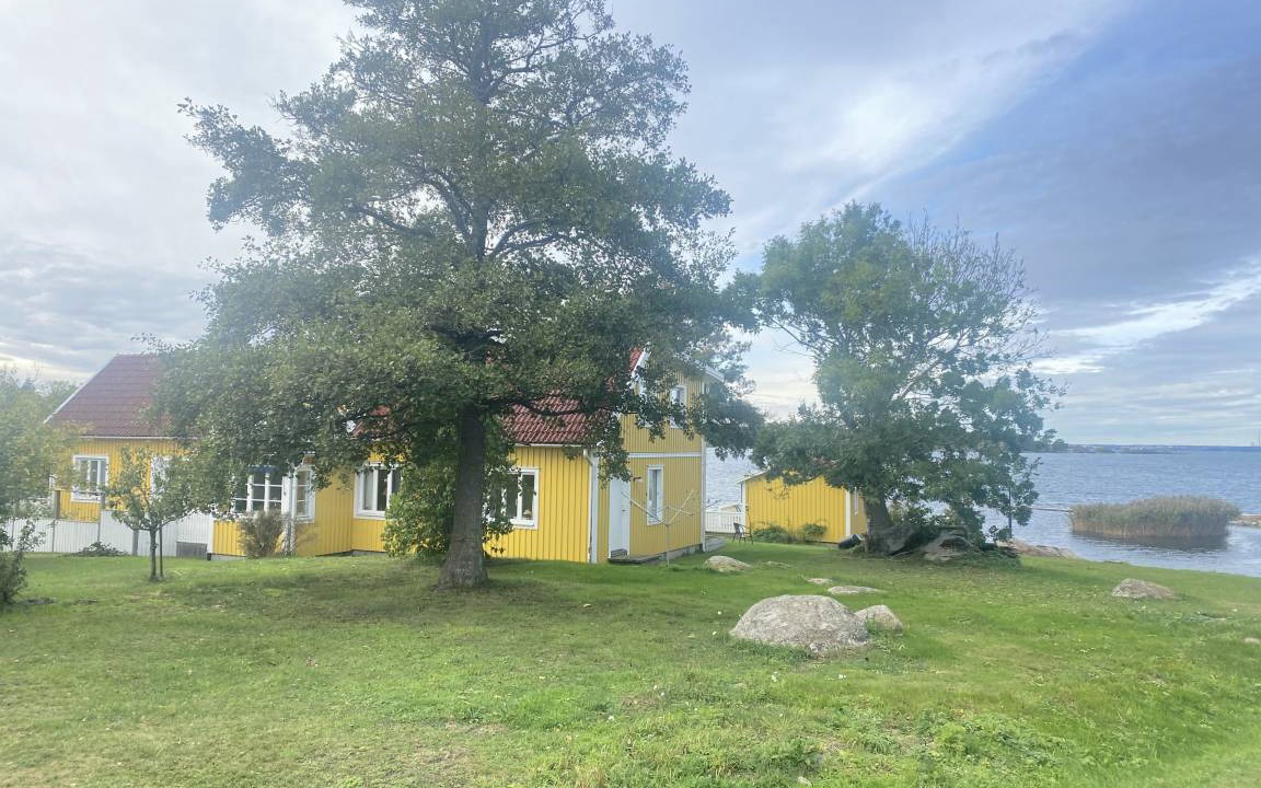 Photo of Buildings in Bredavik