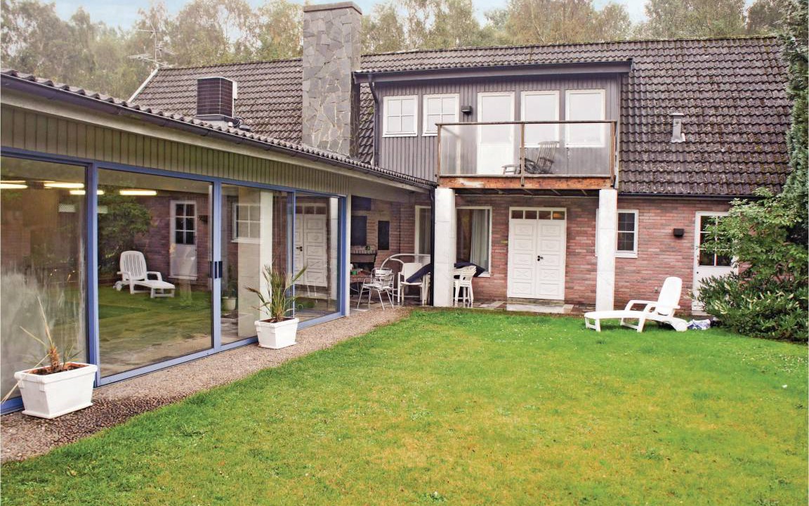 Photo of Others in Nybrostrand