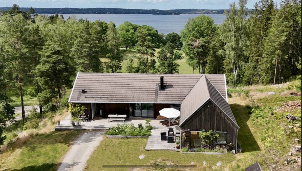 Photo of Buildings in Ingaro