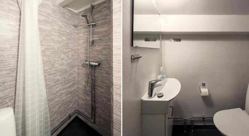 Photo of Bathroom in Are