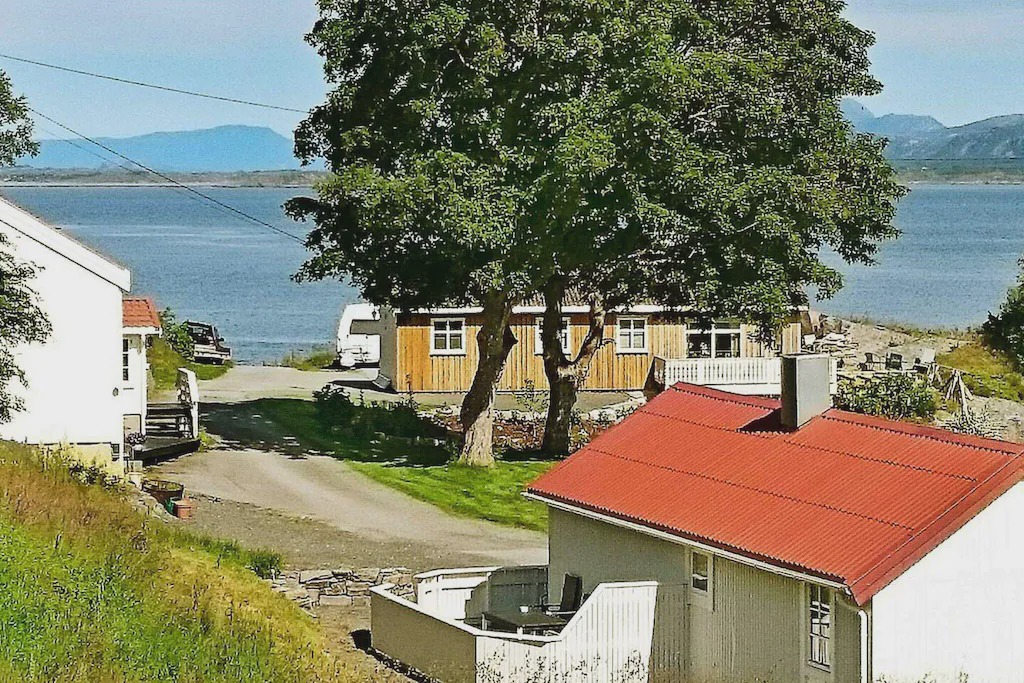 Photo of Buildings in Vevang