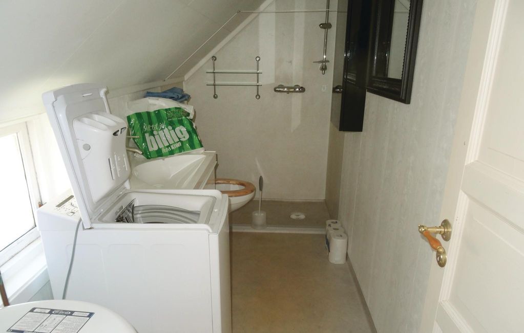 Photo of Bathroom in Sogndalstrand