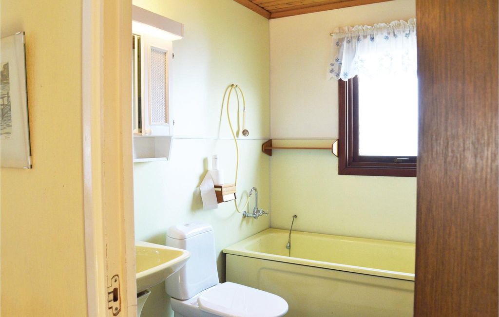 Photo of Bathroom in Kungshamn
