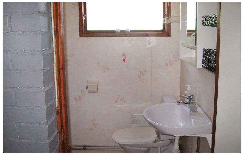 Photo of Bathroom in Vibble