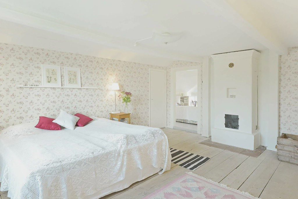 Photo of Bedroom in Hova