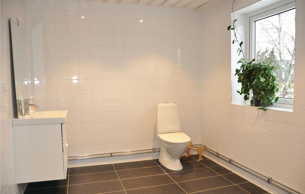 Photo of Bathroom in Arjang