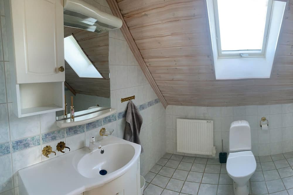 Photo of Bathroom in Svanshall