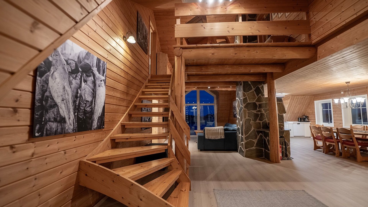 Photo of Others in Henningsvaer