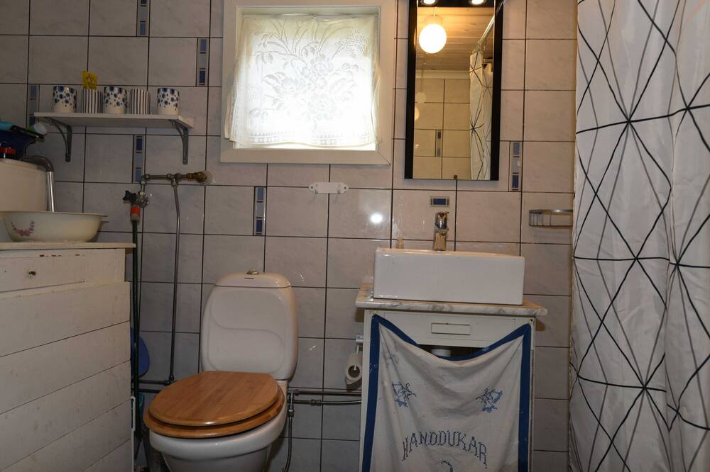 Photo of Bathroom in Tingstade