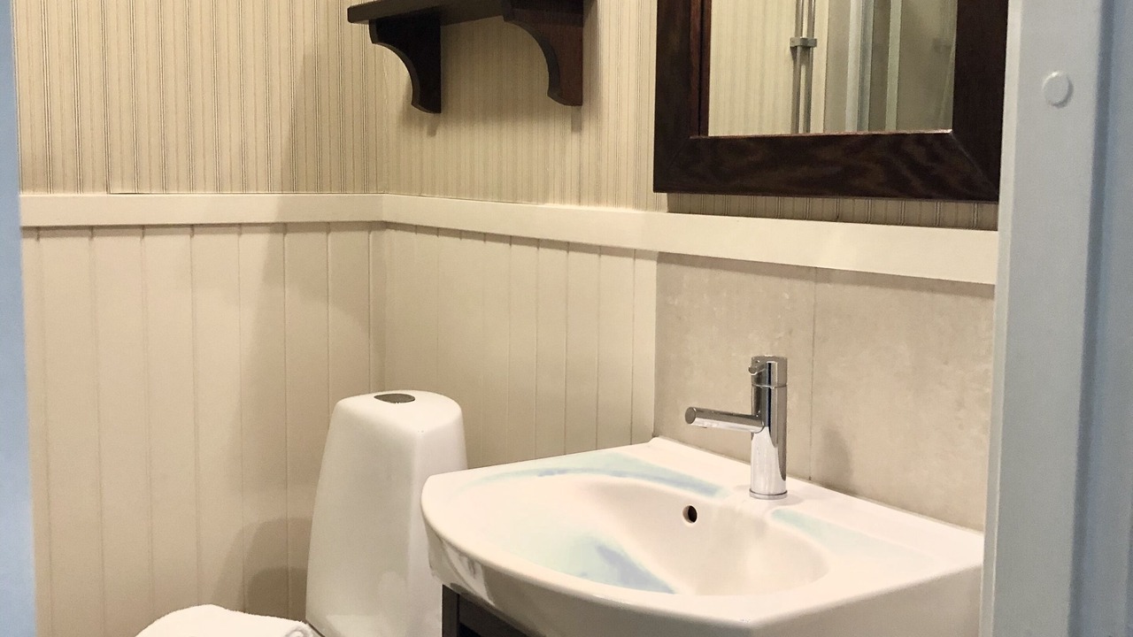 Photo of Bathroom in Salen