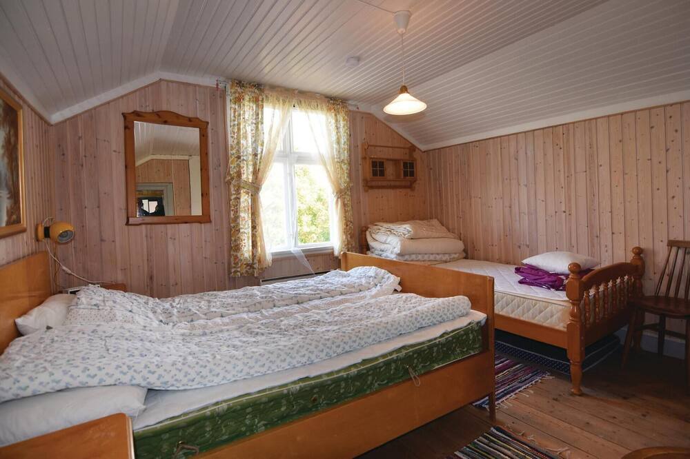 Photo of Bedroom in Arjang