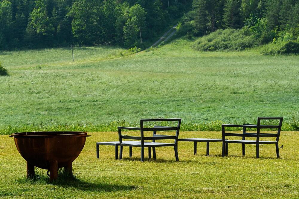 Photo of Outdoor in Holo