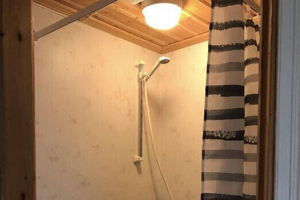 Photo of Bathroom in Fegen