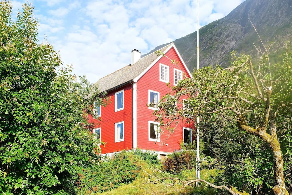 Photo of Outdoor in Jolster