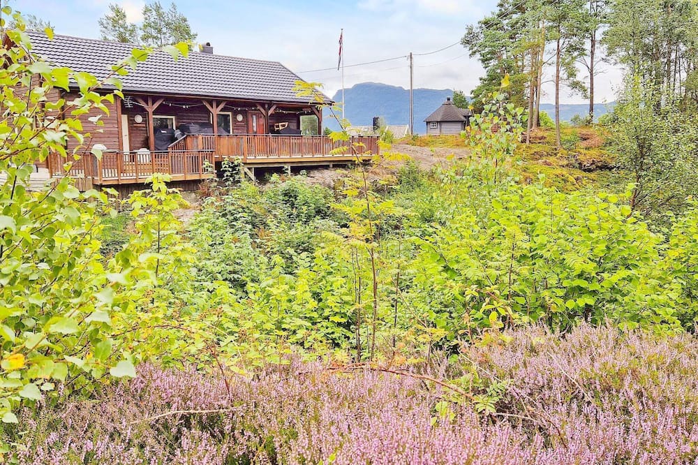 Photo of Outdoor in Jelsa