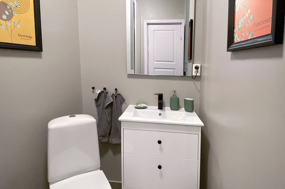 Photo of Bathroom in Bagaregarden