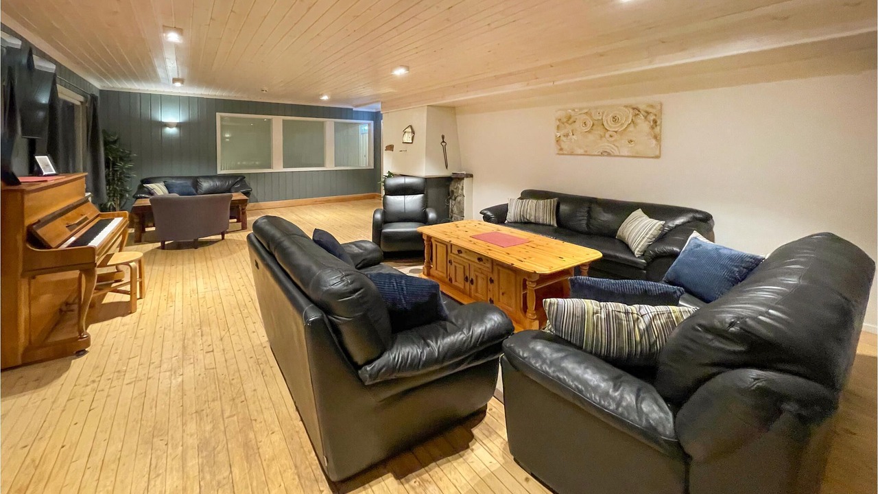 Photo of Livingroom in Mesnali